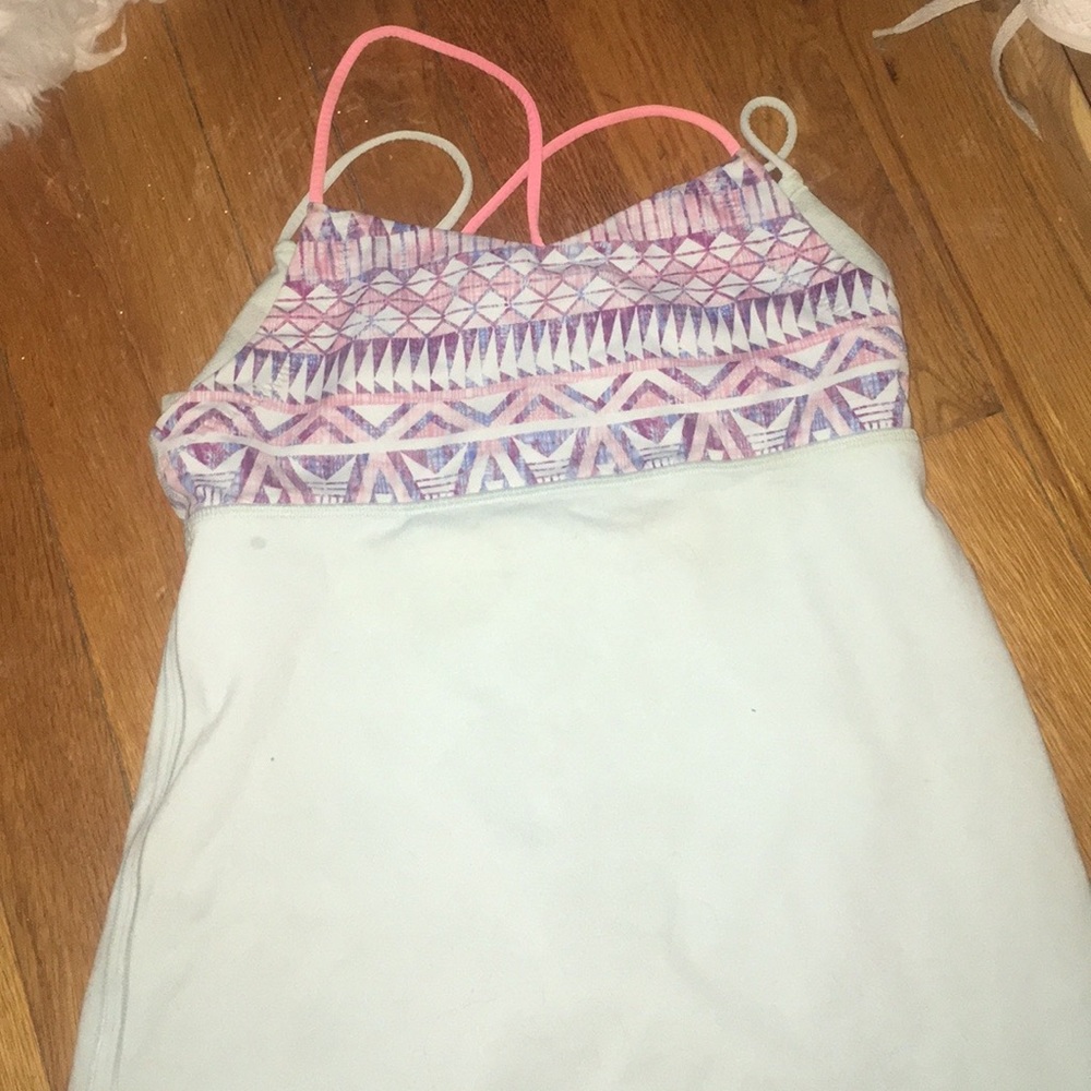 Ivivva tank